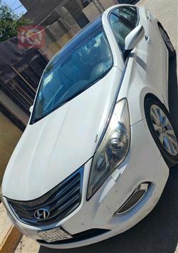 هيونداي أزيرا